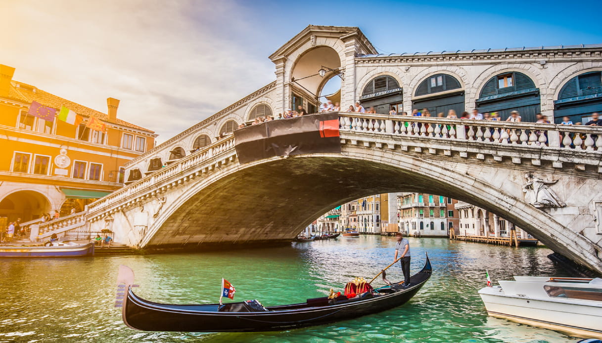 Quanto costa un giro in gondola a Venezia