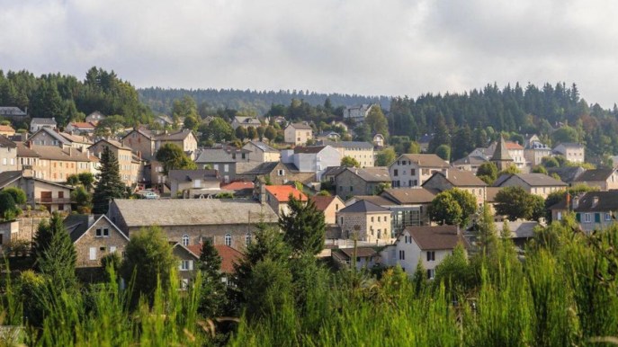 In Francia, c’è un antico villaggio la cui storia ha dell’incredibile