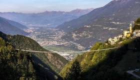 In Italia apre il ponte tibetano più alto d’Europa