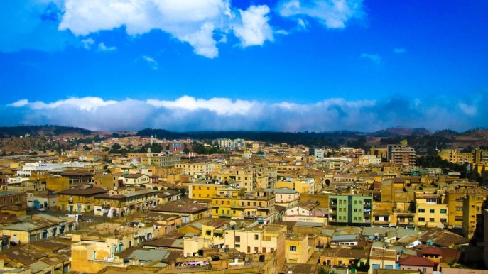 Viaggio ad Asmara tra le vie del video “Chiaro di Luna” di Jovanotti