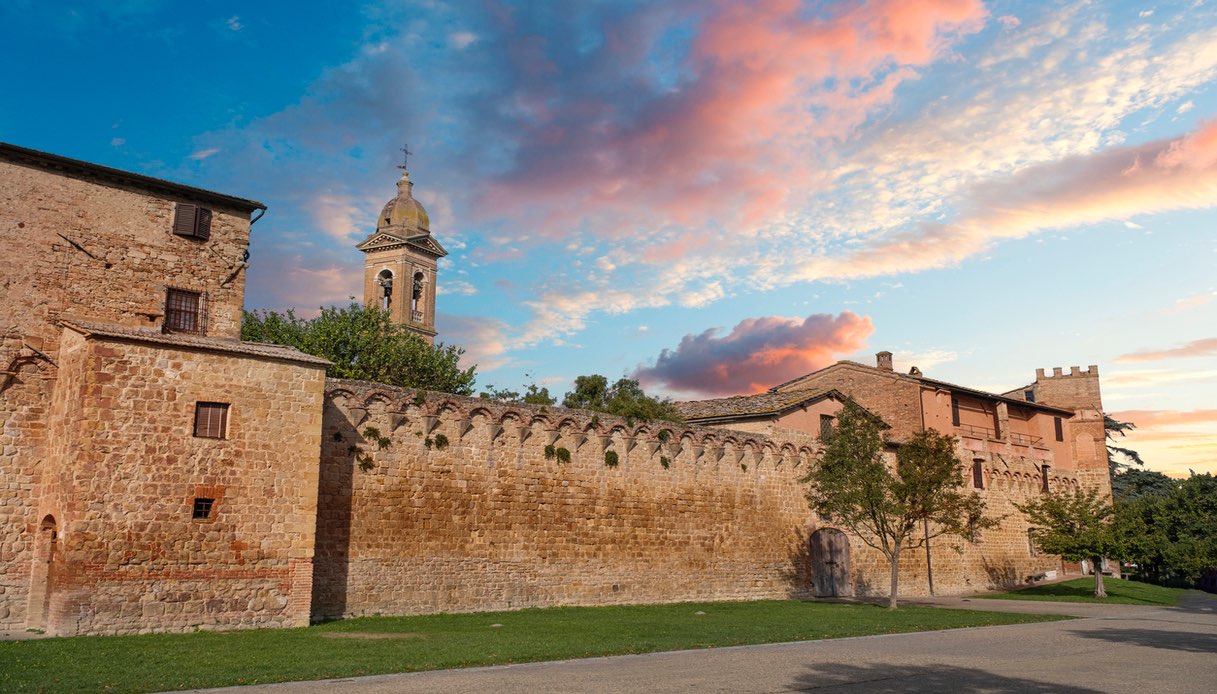 Il borgo trecentesco di Buonconvento, tra opere d'arte e atmosfere medievali