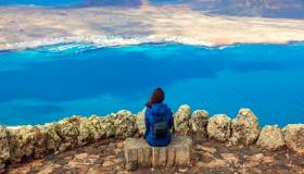 Quanto dobbiamo viaggiare per essere felici?