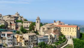 Ripatransone, il borgo da record nel cuore delle Marche