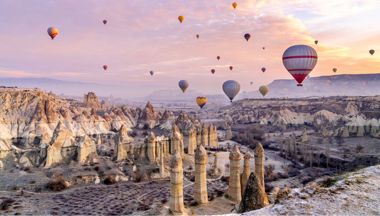 Cappadocia in mongolfiera
