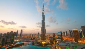Dubai ha il ristorante più alto del mondo, in cima al Burj Khalifa