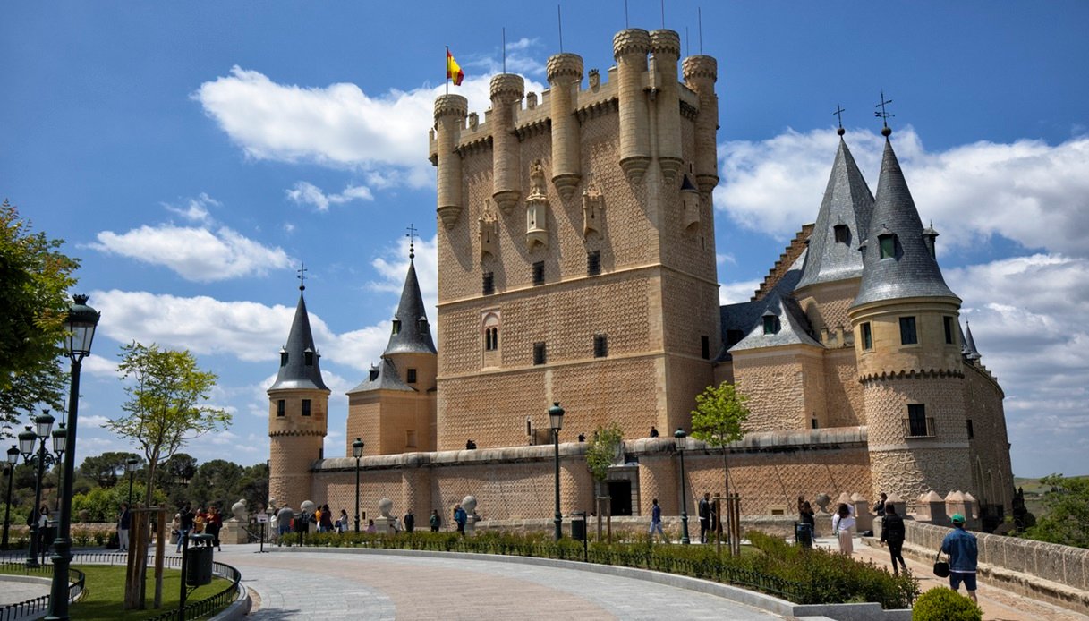 Alcazar di Segovia, in Spagna: il castello di Cenerentola