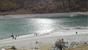 Dal lago di Pontechianale riemerge il borgo fantasma