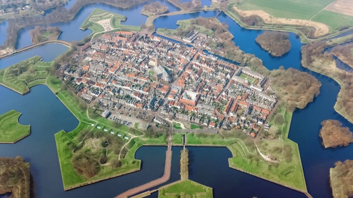 Naarden, la città fortezza olandese che sembra una stella
