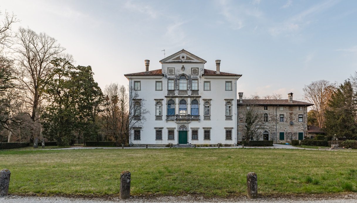 Villa Piccoli Brazzà Martinengo, a Soleschiano di Manzano