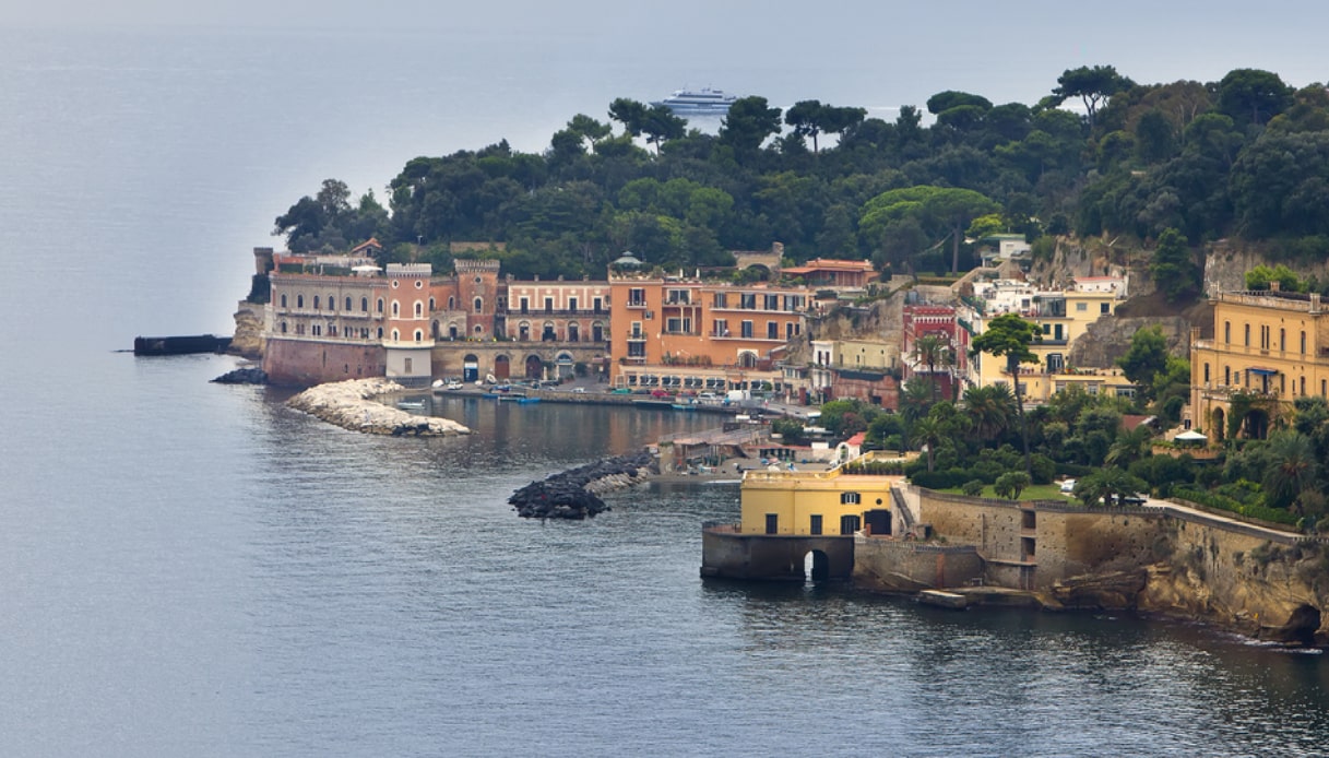 Visitare Palazzo Palladini a Posillipo