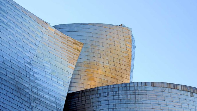 Ad Abu Dhabi la replica del Guggenheim-Gehry di Bilbao