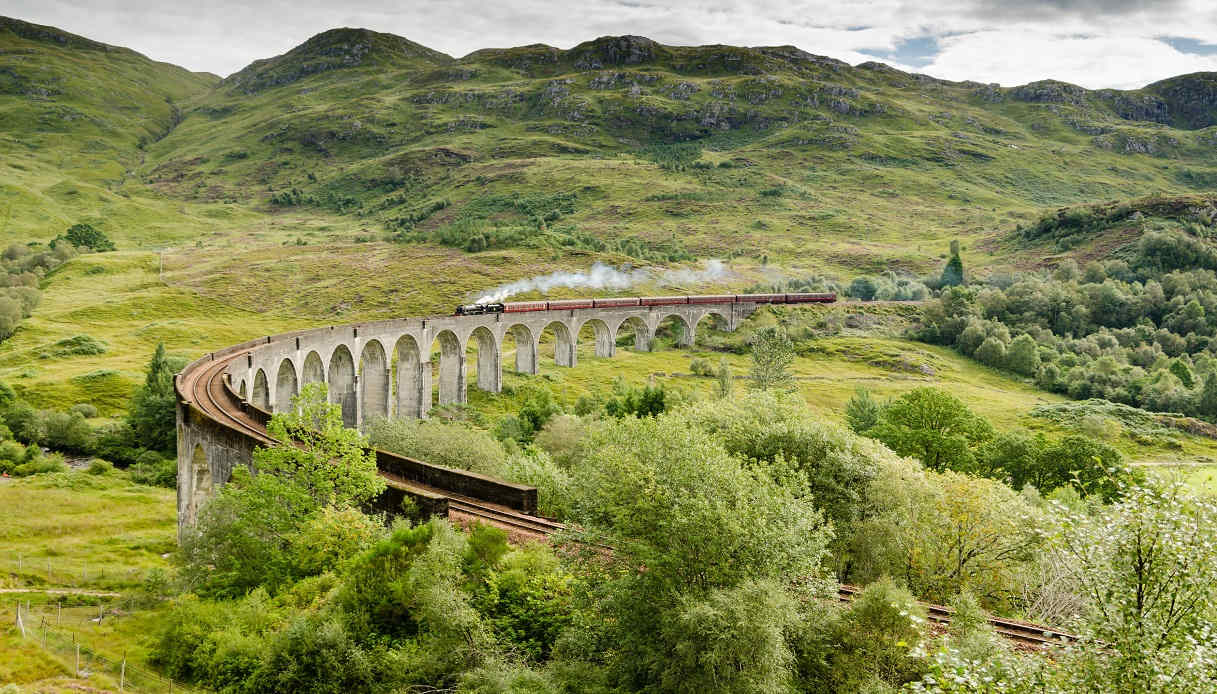 Viaggio su treni panoramici