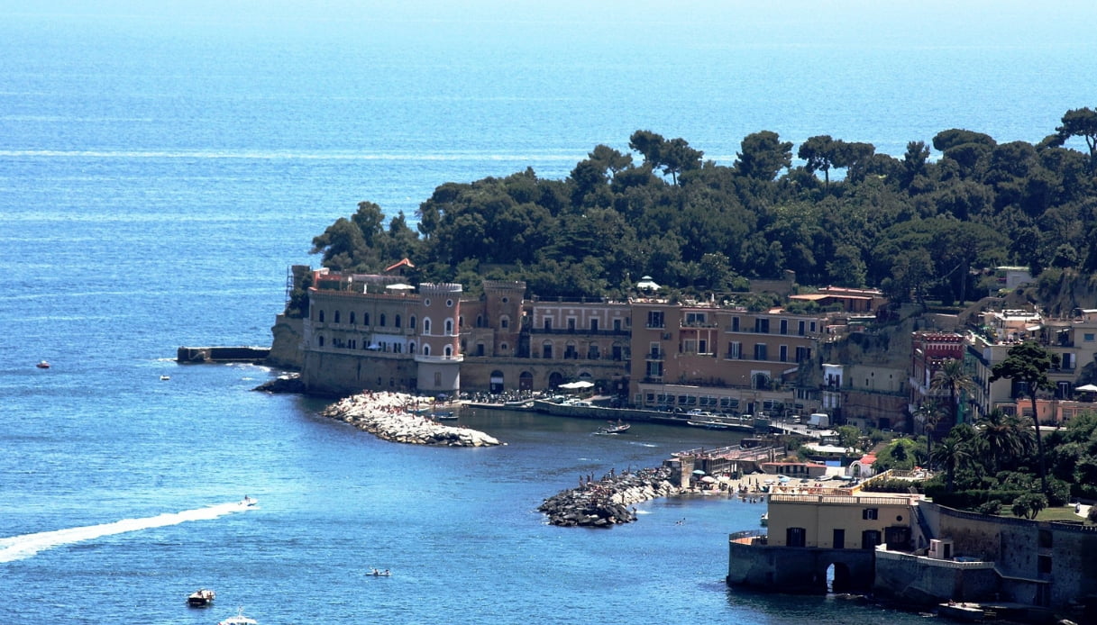 Che Mi Porti A Fare A Posillipo