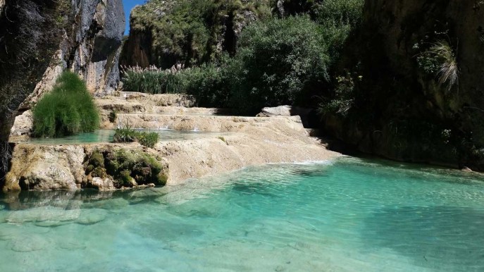 Queste piscine naturali sono il luogo più blu del Sudamerica
