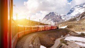 C’è una leggenda dietro al Trenino Rosso del Bernina