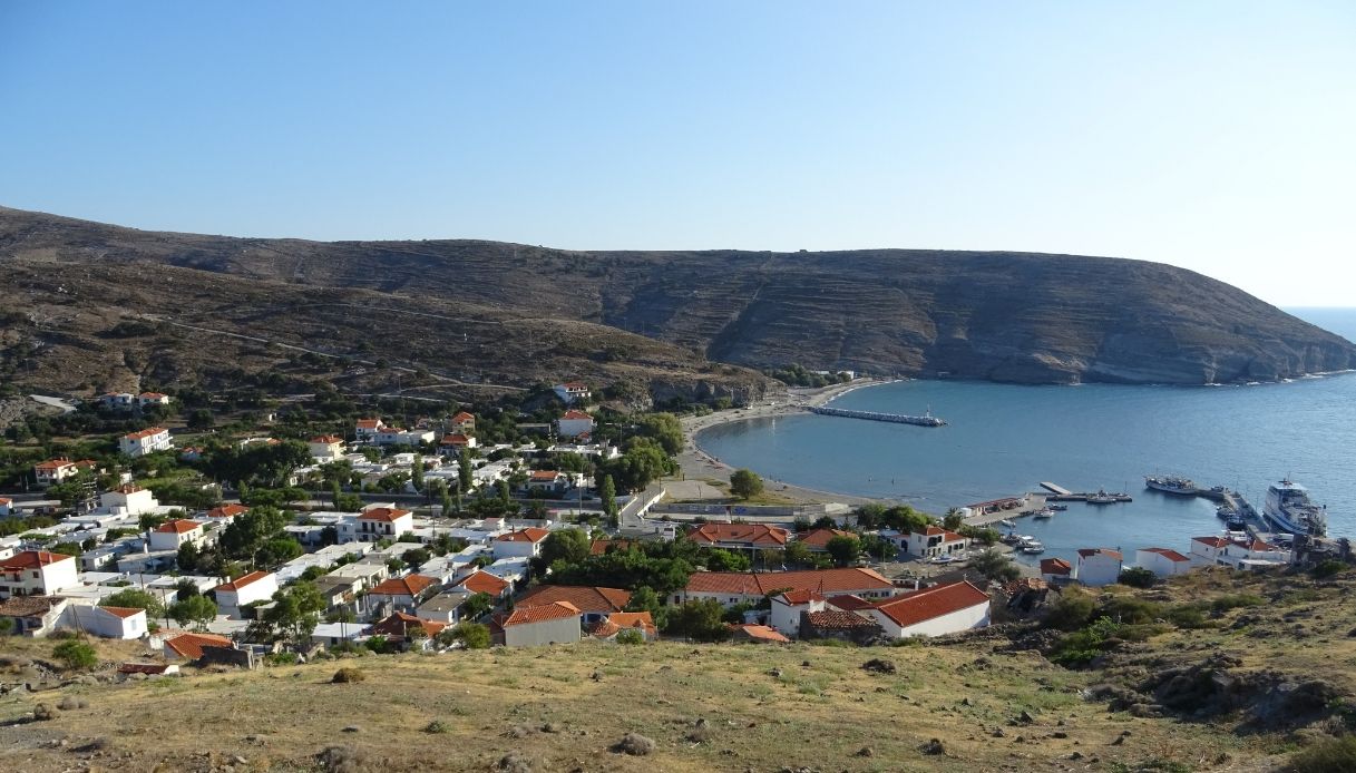 Agiostrati, l’isola greca delle Egadi tra natura e spiagge bellissime