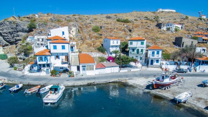 Agiostrati, l’isola greca delle Egadi tra natura e spiagge bellissime