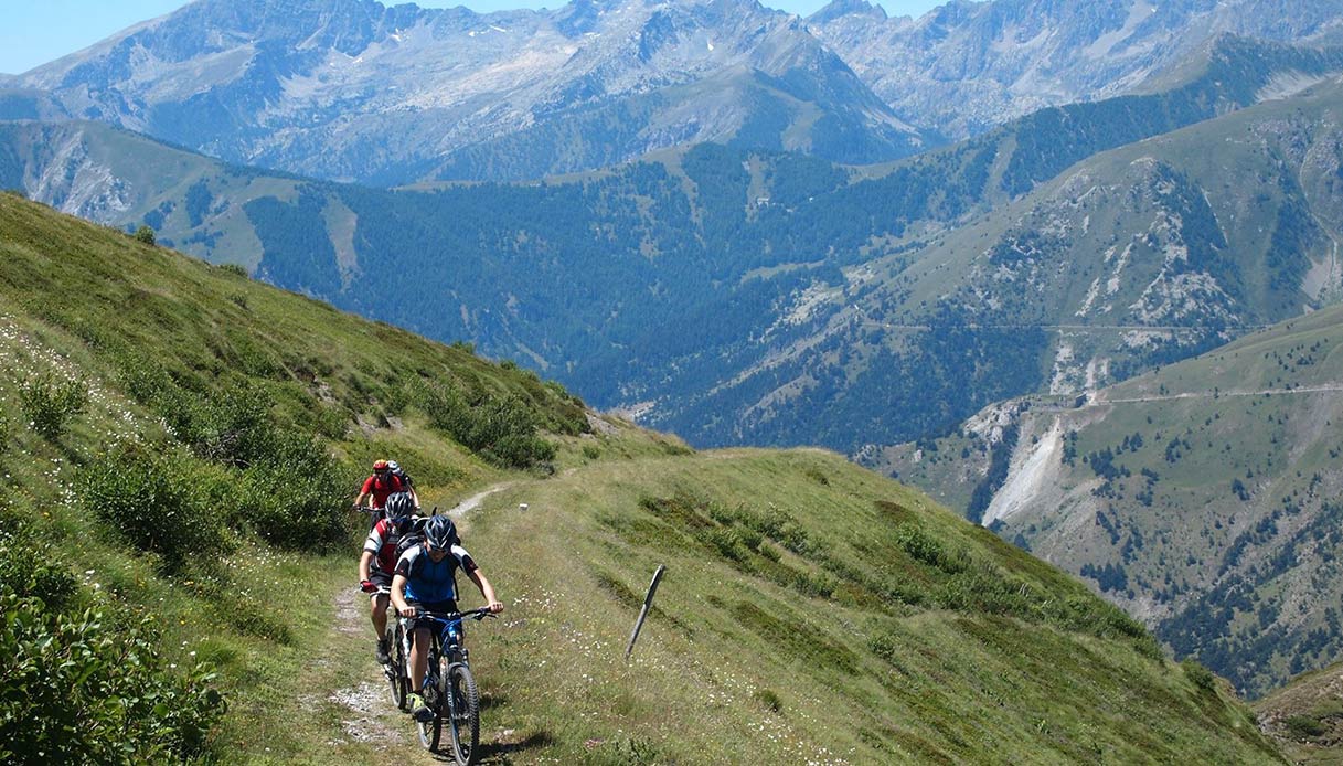 I migliori itinerari in e-bike sulle Alpi