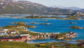 A Sommarøy, in Norvegia, gli abitanti aboliscono gli orologi: qui il tempo non esiste