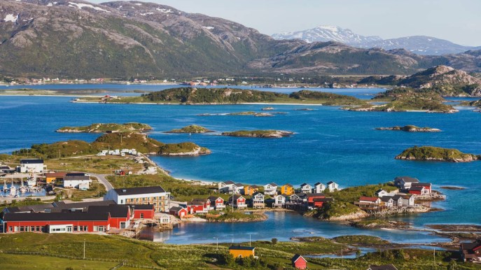 A Sommarøy, in Norvegia, gli abitanti aboliscono gli orologi: qui il tempo non esiste
