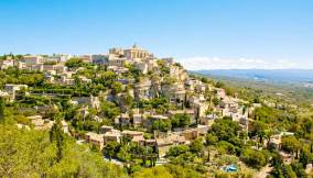 Gordes, un tipico “village perché” della Provenza