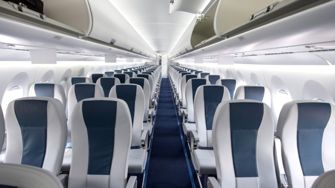 Le compagnie aeree stanno ridisegnando i sedili per farli diventare più comodi
