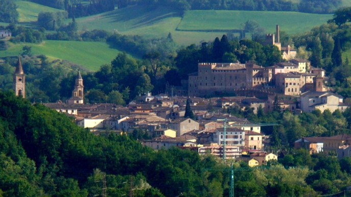 Marche: Caldarola e il fascino misterioso del Castello Pallotta