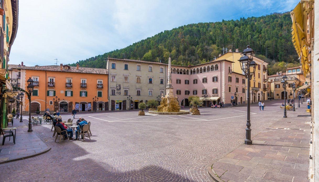 Tagliacozzo Il Borgo D Abruzzo Che Fu Capitale Della Marsica tagliacozzo-il-borgo-d-abruzzo-che-fu-capitale-della-marsica