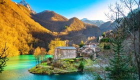 Isola Santa, il borgo fiabesco salvato dall’oblio