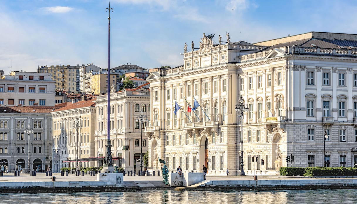 Palazzo Lloyd Triestino, Trieste