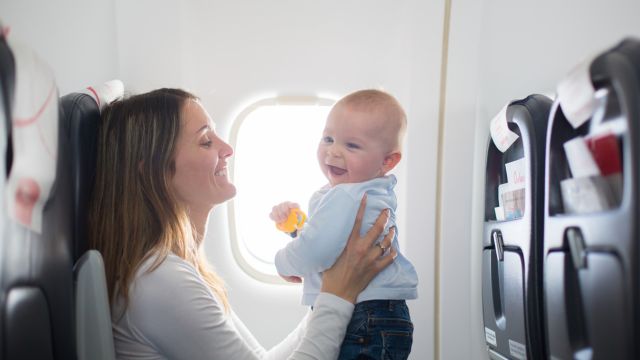 Viaggiare in aereo con un neonato – Rita talks about…