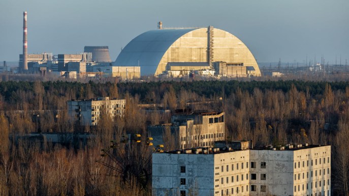 Apre ai turisti la sala di controllo di Chernobyl