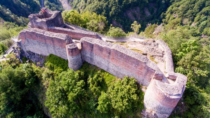 La Fortezza di Poenari, il vero castello del Conte Dracula