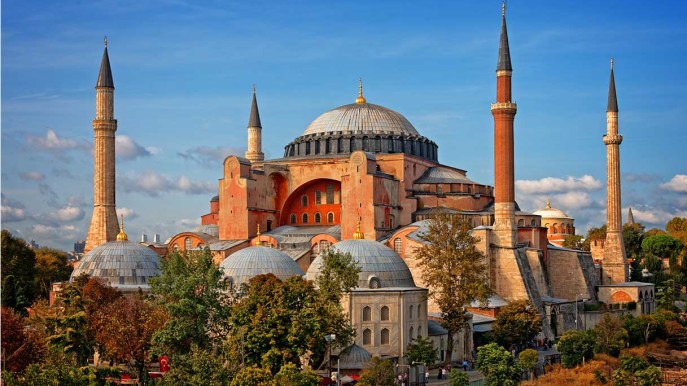 Istanbul meta turistica ma anche paradiso della medicina estetica