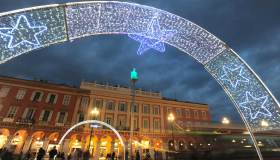 A Natale (e Capodanno) la Costa Azzurra diventa magica