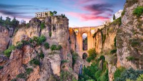 Ronda, la città sull’abisso tra poesia e suggestione