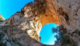 La leggenda di Montepertuso di Positano