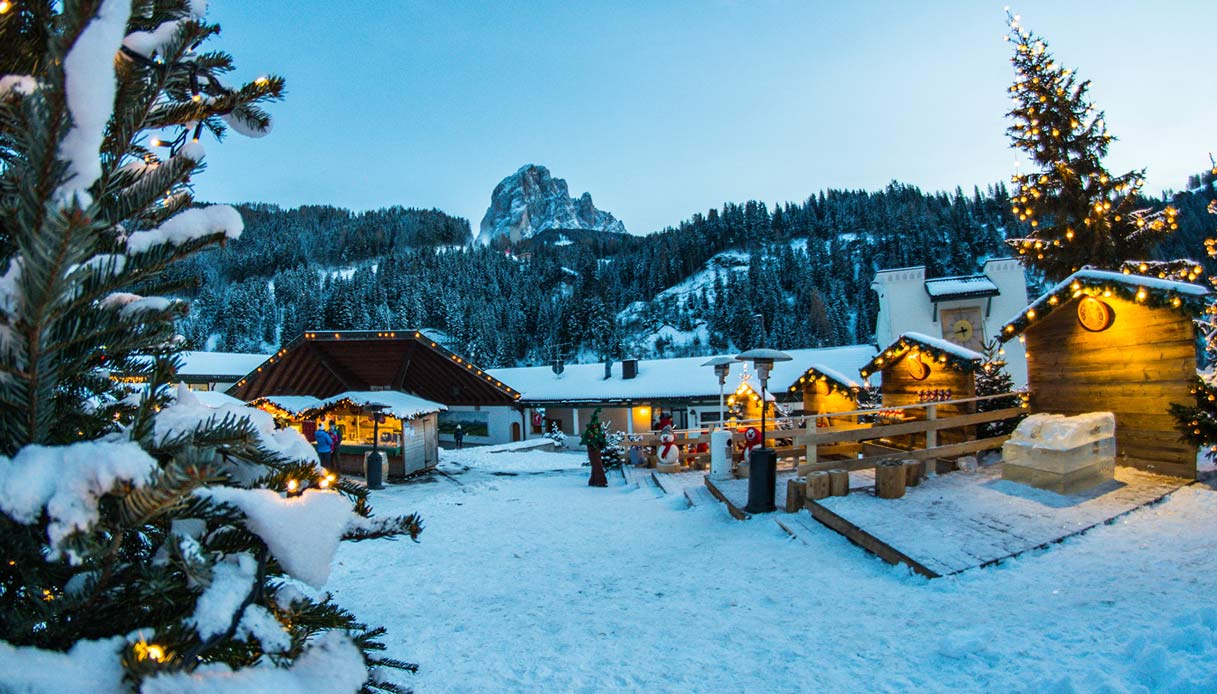 Immagini Natale Montagna.La Magic Town Della Valle Del Natale Siviaggia