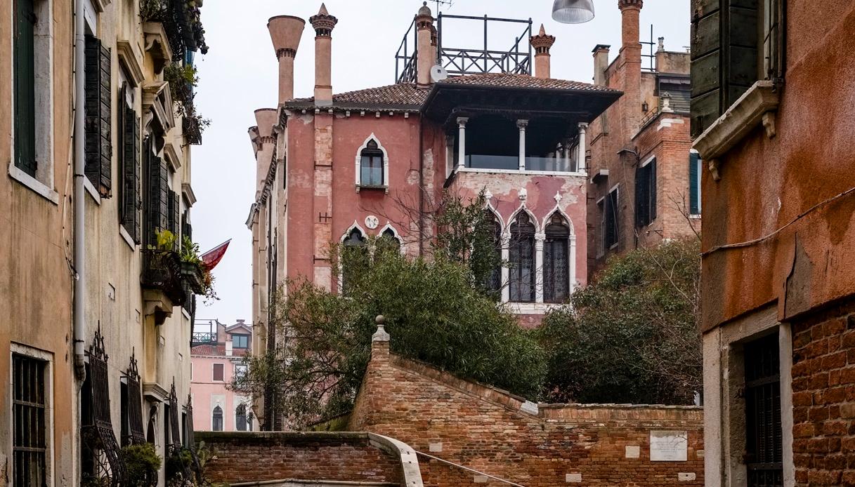 Retro di Ca' Dario a Venezia