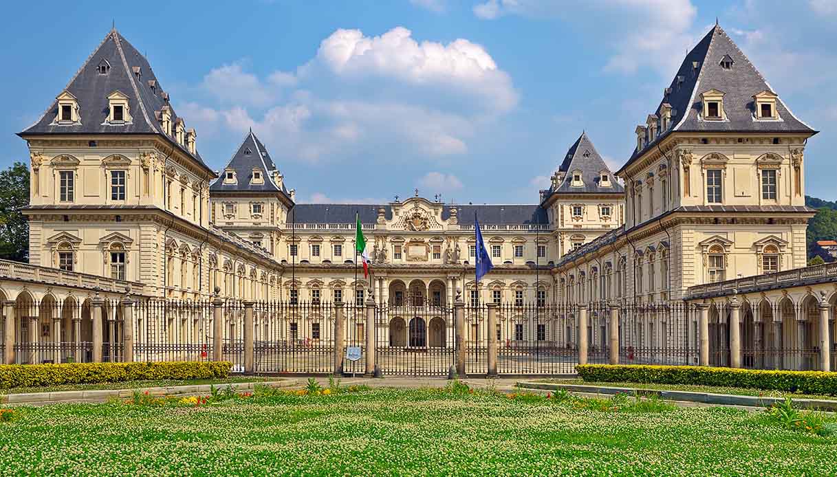 In Quale Città Si Trova Il Castello Del Valentino