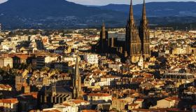 Visita nella città francese di Clermont-Ferrand