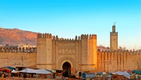 Fès, viaggio nella città più affascinante del Marocco