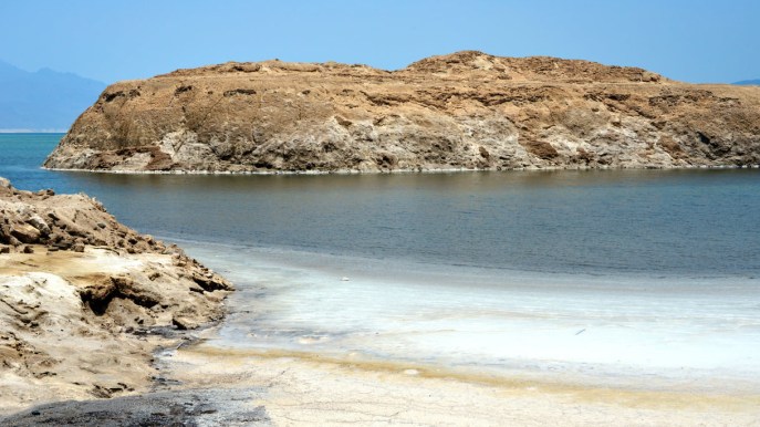 Il lago di Assal, un posto magico nella depressione più bassa dell’Africa