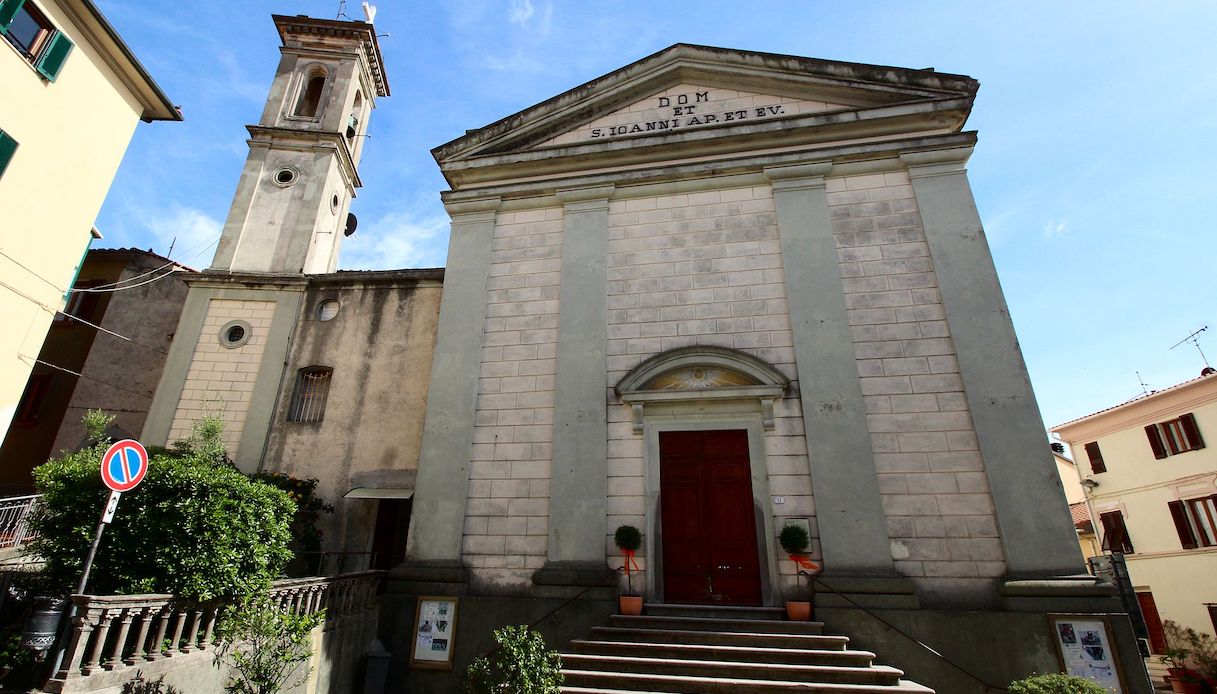 riparbella chiesa