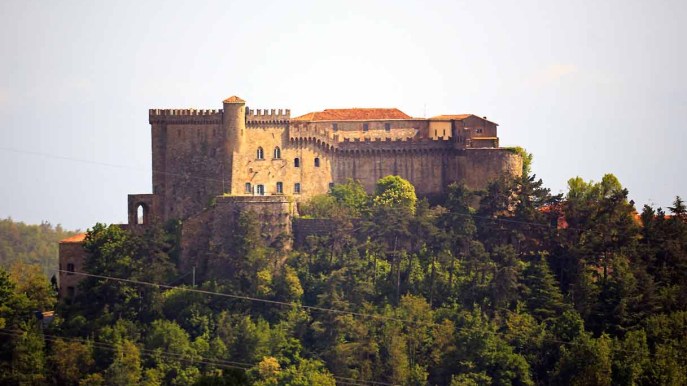 Il Castello di Fosdinovo dove Dante ha ultimato la “Divina Commedia”