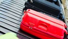 Come disinfettare la valigia: i consigli per viaggiare in sicurezza