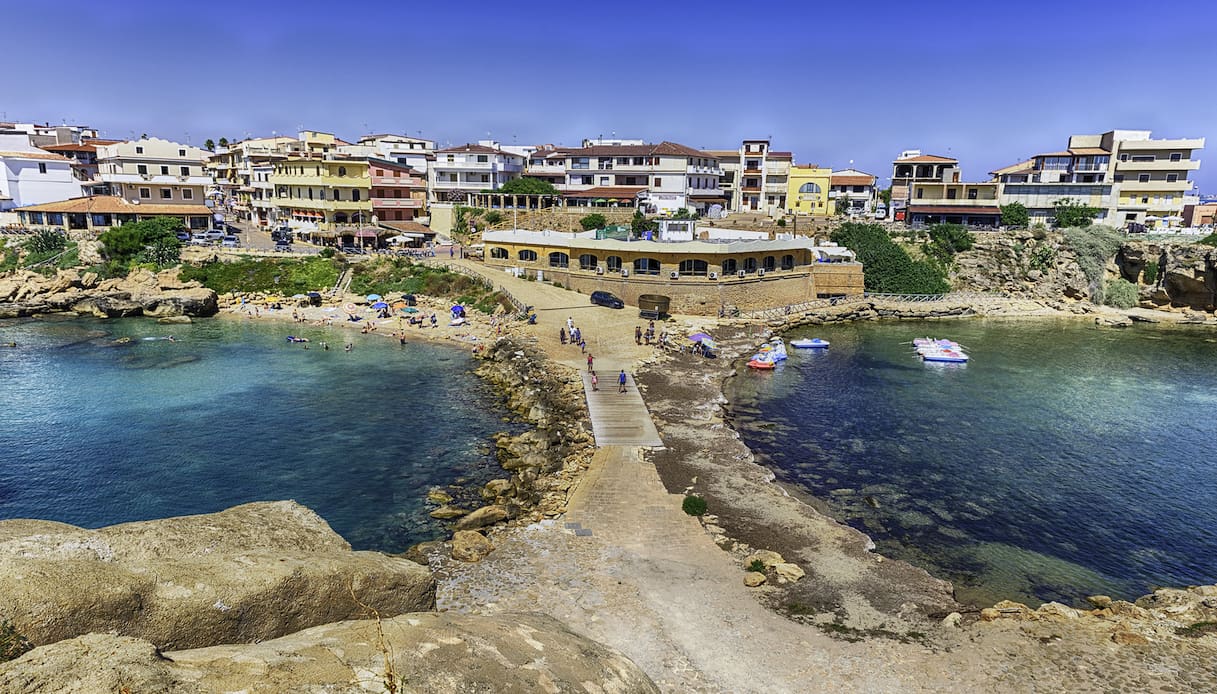 Isola di Capo Rizzuto cosa vedere oltre alle spiagge