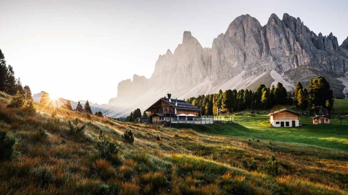 In Alto Adige, i sentieri più belli all’ombra delle Dolomiti