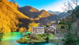 Le Alpi Apuane, un capolavoro della natura nel cuore della Toscana