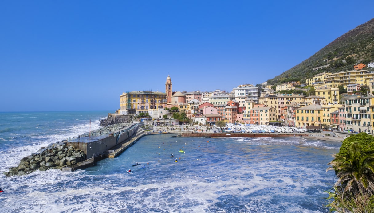 Le spiagge vicine al porticciolo di Genova Nervi